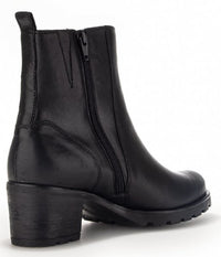 Load image into Gallery viewer, Dolittle Black Ankle Boots
