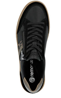 Load image into Gallery viewer, Euston Black Sneaker
