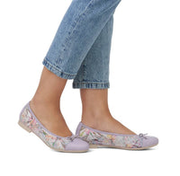 Load image into Gallery viewer, Starlight Lilac Floral Pumps
