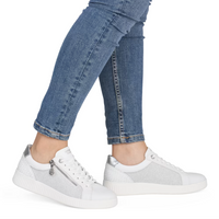 Load image into Gallery viewer, Broadway White Sneakers
