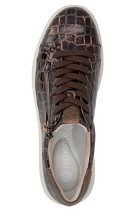 Load image into Gallery viewer, Tipperary Croc Lace Ups
