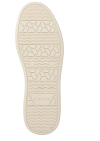 Load image into Gallery viewer, Tipperary Croc Lace Ups
