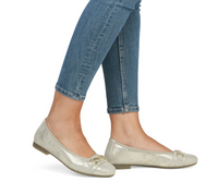 Load image into Gallery viewer, Margarita Gold Ballet Pumps
