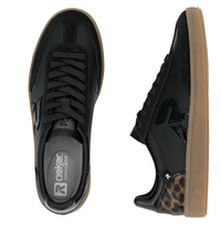 Load image into Gallery viewer, Willow Black Lace up Trainers
