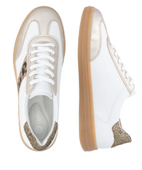 Load image into Gallery viewer, Vienna White Lace Ups
