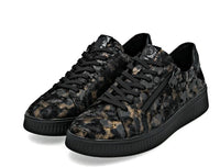 Load image into Gallery viewer, Victoria Black/Brown Print Suede Lace Ups
