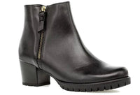 Load image into Gallery viewer, Milano Black Ankle Boots
