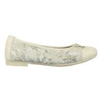 Load image into Gallery viewer, Starlight Beige Floral Pumps
