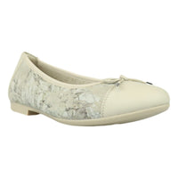 Load image into Gallery viewer, Starlight Beige Floral Pumps

