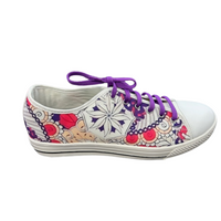 Load image into Gallery viewer, Sunset White Floral Canvas Lace Shoes
