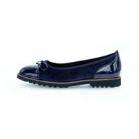 Load image into Gallery viewer, Temptation Navy Suede/Patent
