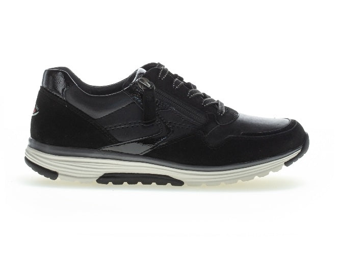 Henshaw Black Trainers